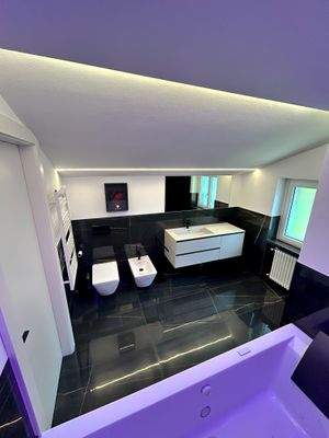 Badezimmer im dritten Stock.jpeg