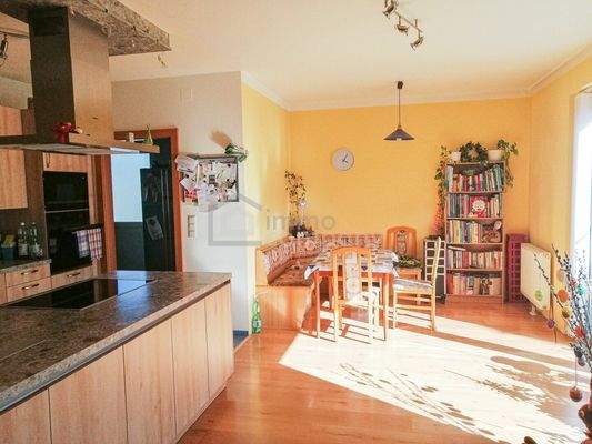 Wohn/Ess-Zimmer mit Küche