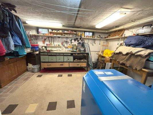 Technikraum und Wertstatt