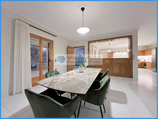 4ba84e2f20494777925e7cfe21baee5b-original