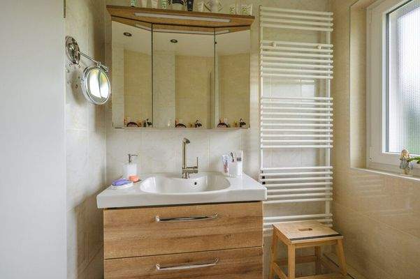 Badezimmer Obergeschoss (2)