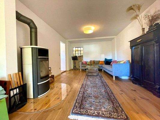 Wohnzimmer mit Kaminofen