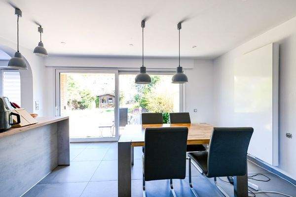 Das Esszimmer mit Blick in´s Grüne