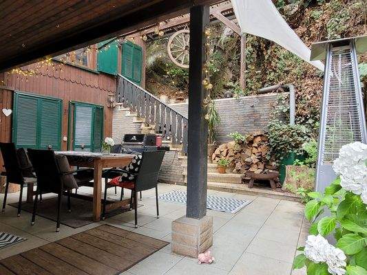 überdachte Terrasse