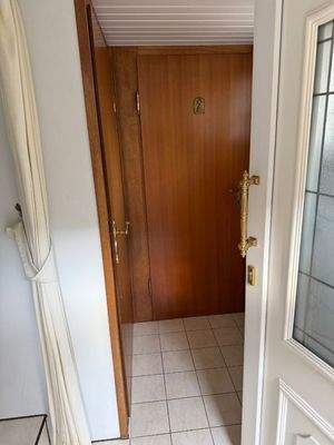 2025-11-20 Bahnweg7 Treppenhaus5