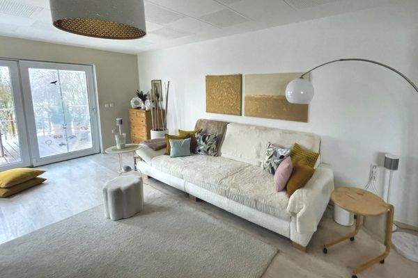 Bungalow 1 Wohnen und Terrasse