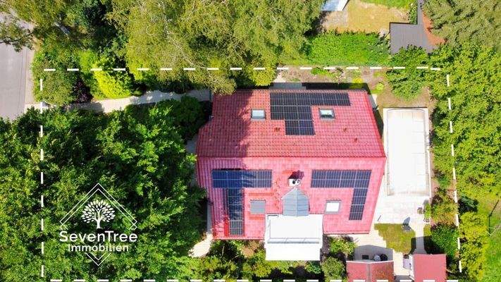 Luftaufnahme mit ungefährer Grundstücksgrenze