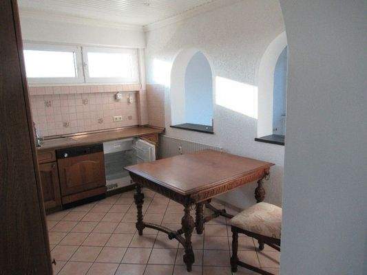 Küche m. Essplatz