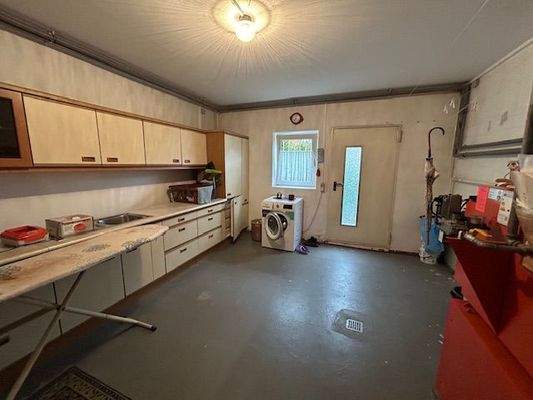 großer Hauswirtschaftsraum