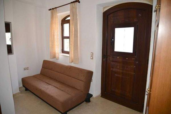 Kreta, Margarites: Renoviertes Steinhaus im Dorf zu verkaufen