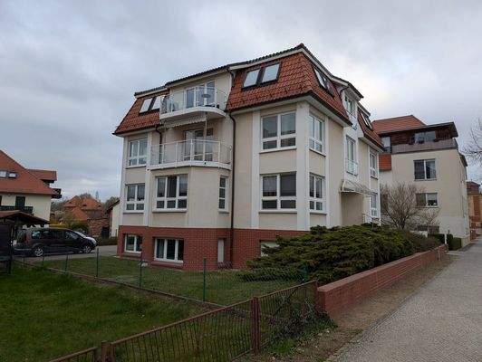 PXL_20250411_062133647.MP