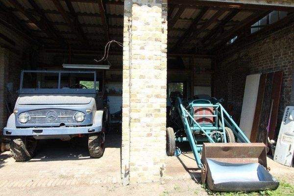 Landmaschinen-Doppelgarage