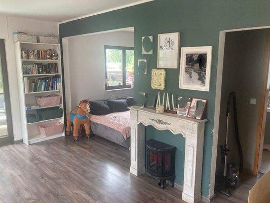 11. Wohn- und Essbereich