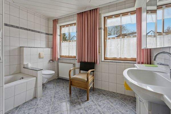 Bad Einliegerwohnung EG