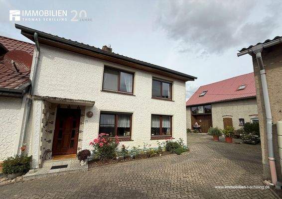 DHH2567 • Eingang überdacht