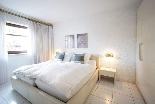 Bild 14_Elternschlafzimmer.JPG