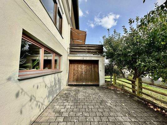 Garage unter Terrasse