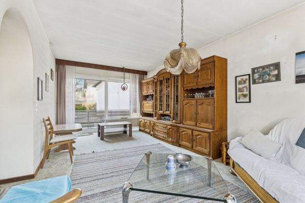 OG_Wohnzimmer_mit_Balkon