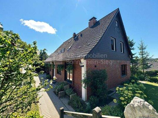 Haus - Verbessert - (KI generiert)