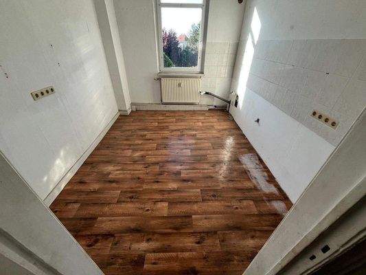 Küche Wohnung im DG