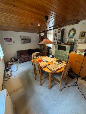 Wohnen-Kachelofen-Wohnung-EG