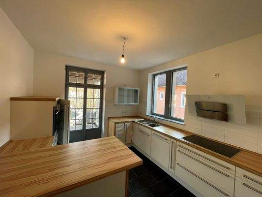 Küche mit Einbauküche