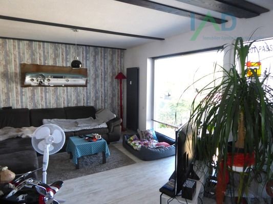 Wohnzimmer Ausgang Balkon