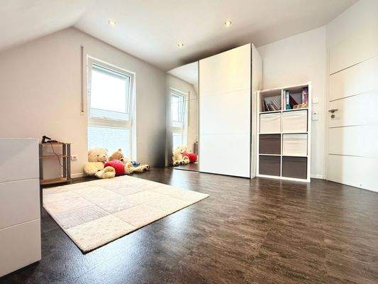 8b0a178f-64a4-4ed0-9718-0610971b61d3