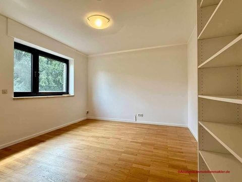 Schlafraum rechts mit Badzugang