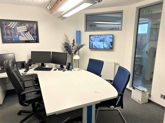 Büro mit Kameraüberwachung