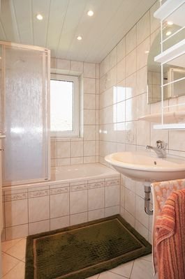 Badezimmer EG