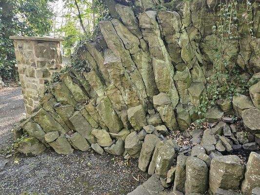  Basalt - Millionen Jahre alt