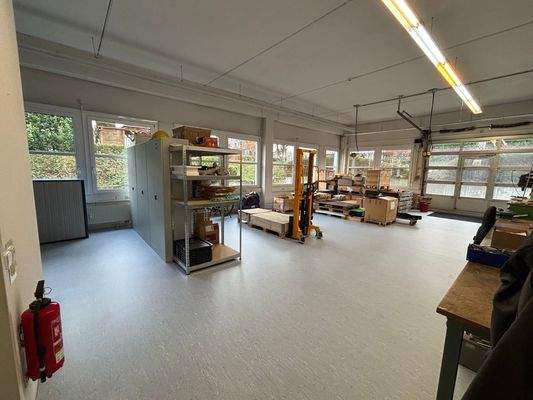 EG Werkstatt/Lager mit Tor