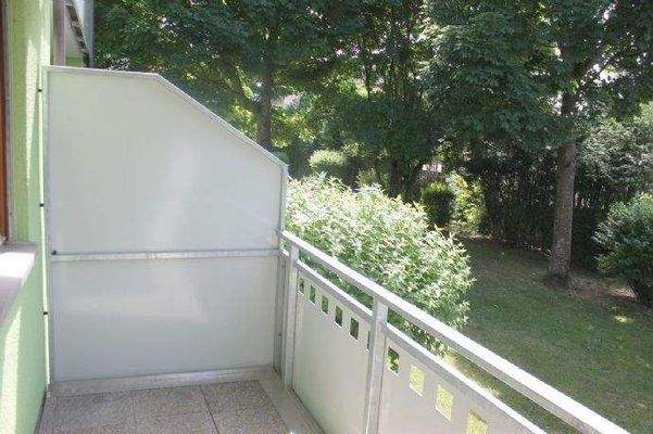 ... mit Blick ins Grüne