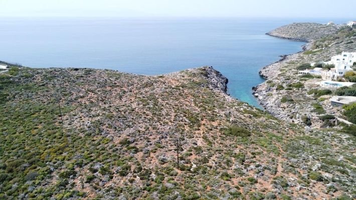 Kreta, Tersanas Chania: Grosses Grundstück, direkt am Meer mit spektakulärer Aussicht zu verkaufen