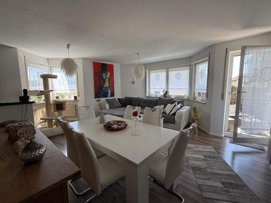 Wohn- und Esszimmer