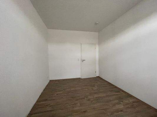 Schlafzimmer (2).JPG