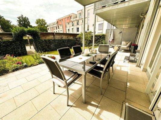 Garten & Terrasse Bild 2