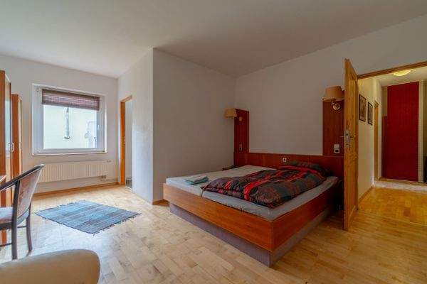 MFH- Schlafzimmer - Whg. 4