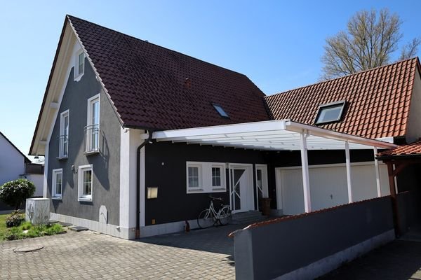 Exklusives Haus am Stadtrand
