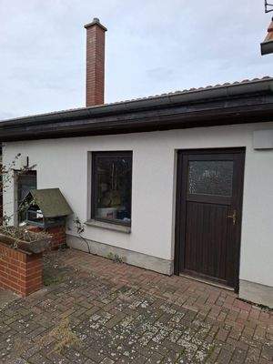 Nebeneingang Bürogebäude