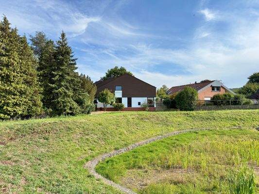 Giebelseite, Umgebung