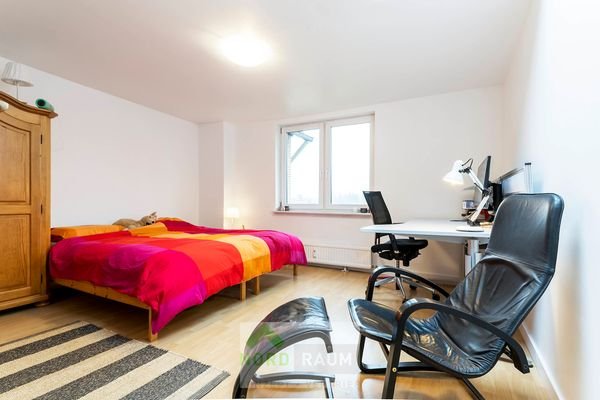 Zimmer 6 EG rechts