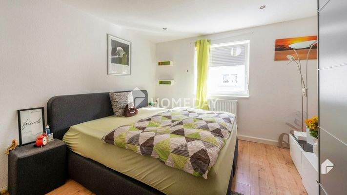 1. OG Schlafzimmer 1 2