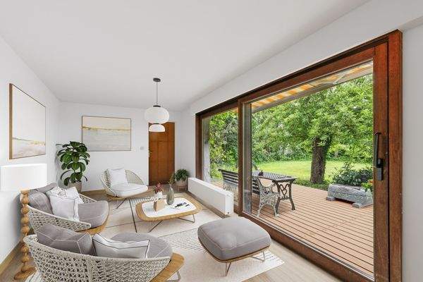 Wintergarten mit Ausssicht gro0e Terrasse-schöner Garten