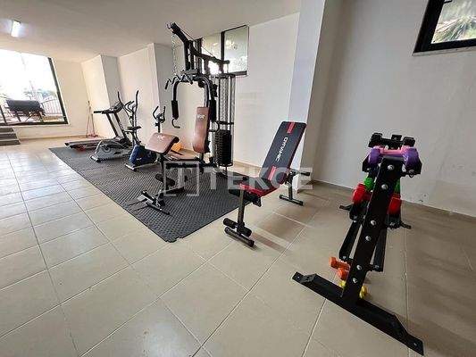 Ready-to-move Apartments with Sea and City Views in Alanya Mahmutlar