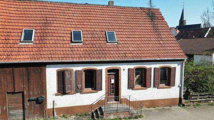 Frontperspektive Haus