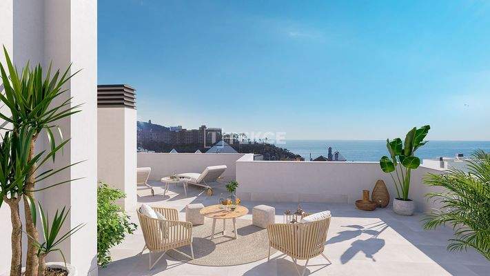 New Build Bright Apartments with Large Terraces in Almunecar