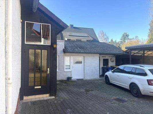 Innenhof mit Zugang Wohnung Nr. 3 und Wohnung Nr. 1