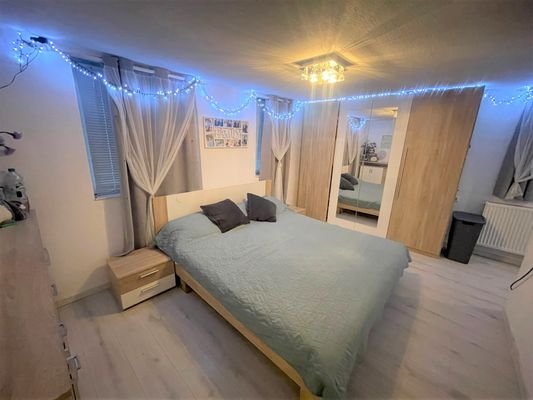 Zweites Schlafzimmer OG 1